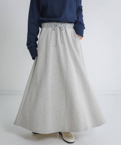 Libra Cue（リブラ キュー）の「Libra スウェットフレアスカート（スカート・レディース・ネイビー/ホワイト/グレー・FREE）」の13枚目の写真