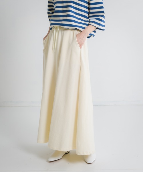 Libra Cue（リブラ キュー）の「Libra スウェットフレアスカート（スカート・レディース・ネイビー/ホワイト/グレー・FREE）」の8枚目の写真