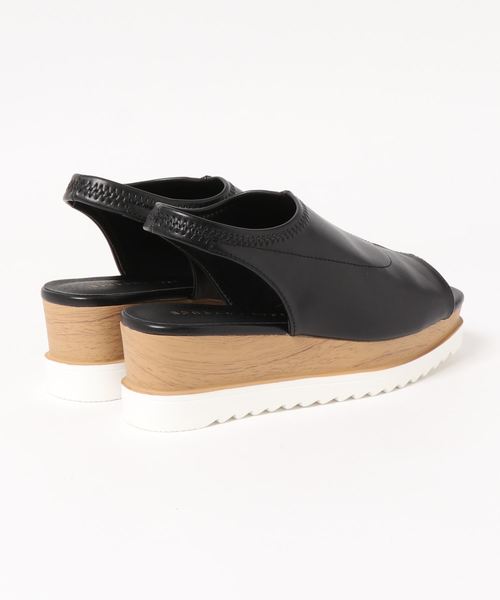 KOBE LETTUCE（コウベレタス）の「バックストラップソフトレザータッチウェッジソールサンダル（サンダル・レディース・アイボリー/キャメル/ブラック・L/LL/M/S）」の4枚目の写真