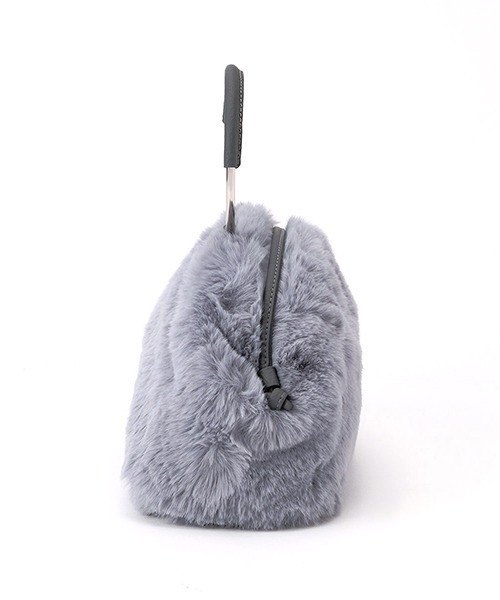 Comme Ca Mature(コムサマチュア)の「エコファー バッグ(ショルダーバッグ・レディース・ライトグレー/オリーブ・FREE)」の11枚目の写真