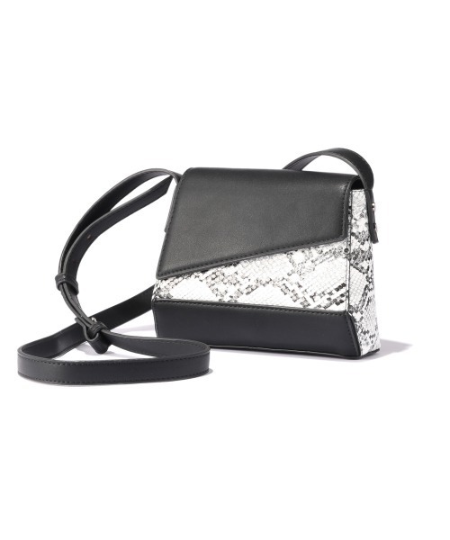 PAGEBOY（ページボーイ）の「カラーパッチミニショルダー（ショルダーバッグ・レディース・ブラック×パープル/パイソン・FREE）」の6枚目の写真