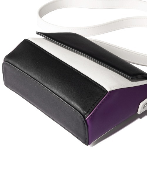 PAGEBOY（ページボーイ）の「カラーパッチミニショルダー（ショルダーバッグ・レディース・ブラック×パープル/パイソン・FREE）」の15枚目の写真