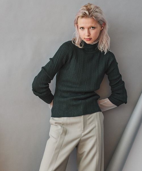 INella（イネラ）の「【INella(イネラ)】トゥープライハイネックニットトップス（ニット/セーター・レディース・パープル/ブラウン/グリーン・FREE）」の12枚目の写真