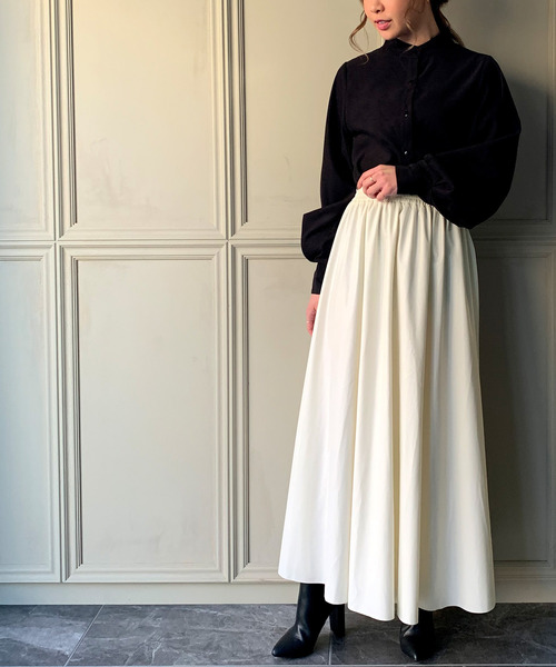 JUNOAH（ジュノア）の「AラインPUレザーマキシスカート（スカート