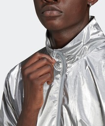 adidas（アディダス）の「アディカラー トリコロール トラック