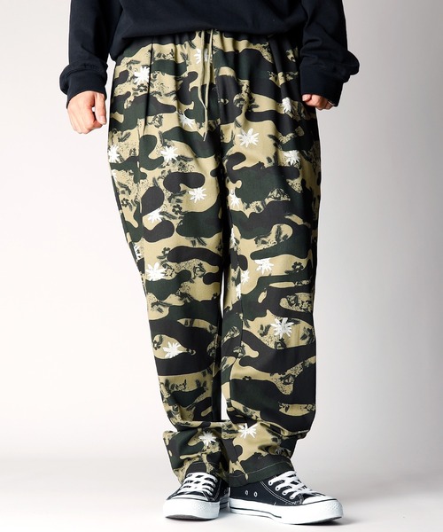 INASTUDIOS ZOO(イーナストゥディオスズー)の「「INASTUDIOS SELECT」カモフラ シェフパンツ(その他パンツ・メンズ・ベージュ/カーキ・MEDIUM/X-LARGE/SMALL/LARGE)」の1枚目の写真