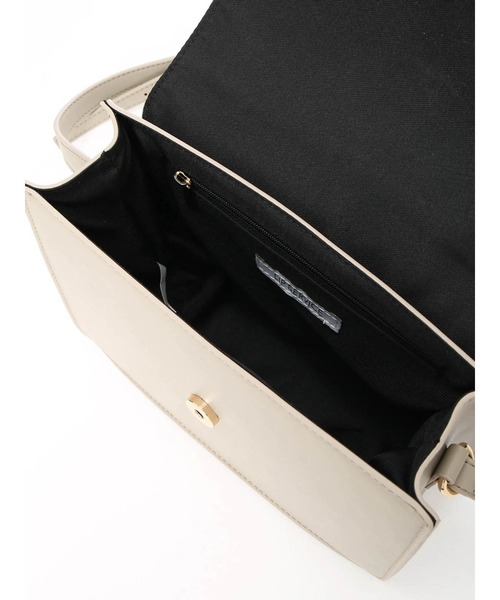 LIPSERVICE（リップサービス）の「スクエアバックルミニバッグ（ショルダーバッグ・レディース・ベージュ/ブラック・FREE）」の3枚目の写真