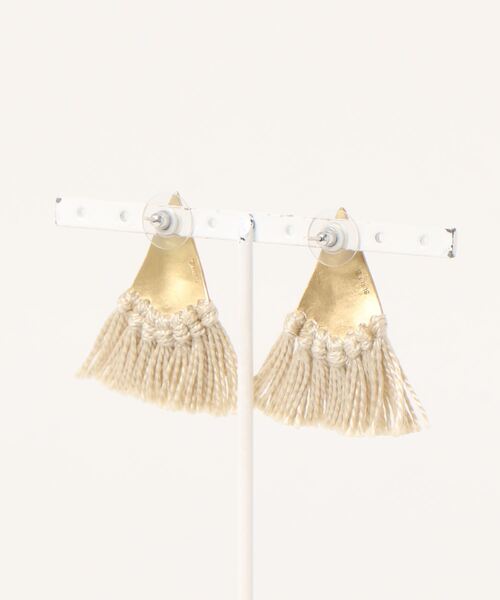 ear PAPILLONNER(イアパピヨネ)の「【SURUME.】 フリンジピアス(ピアス(両耳用)・レディース・グリーン/ホワイト/ブラウン・FREE)」の15枚目の写真