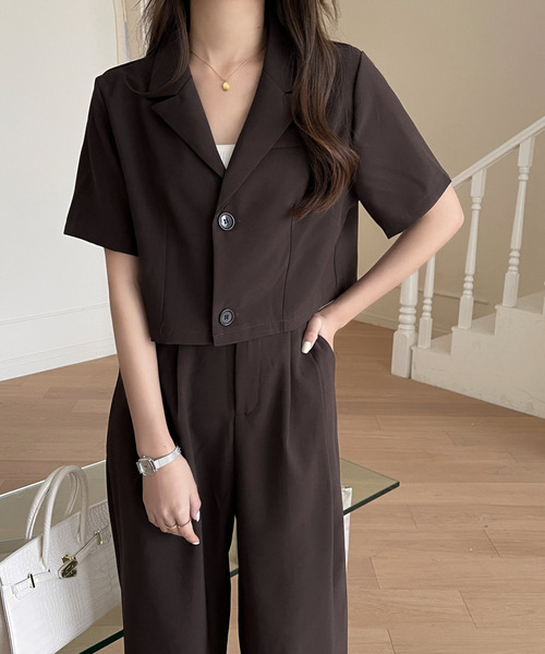 美品✨PGGセットアップ➕半袖➕おまけ付 emi+（エミプラス）の「半袖ショートサマージャケット＋タック入り