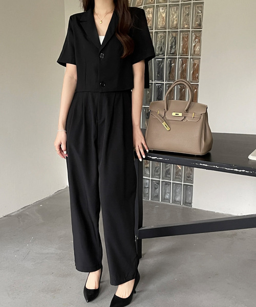 emi+(エミプラス)の「半袖ショートサマージャケット+タック入りワイドパンツ セットアップ(セットアップ・レディース・チャコールグレー/ブラック/ベージュ/カーキ/クリーム/ブラウン/ブルーグレー/ダークグリーン/アイボリー/ネイビー・M/L)」の20枚目の写真