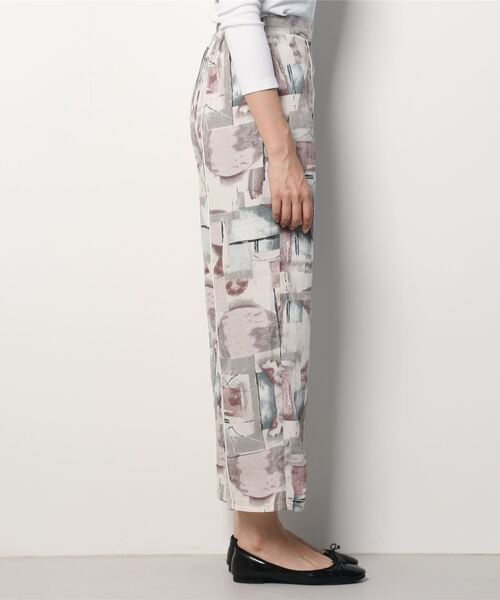 Per sist ence（パーシエンス）の「Per sist ence/パーシエンス　総柄プリント　センターシームストレートパンツ（その他パンツ・レディース・グレー/パープル・FREE）」の3枚目の写真