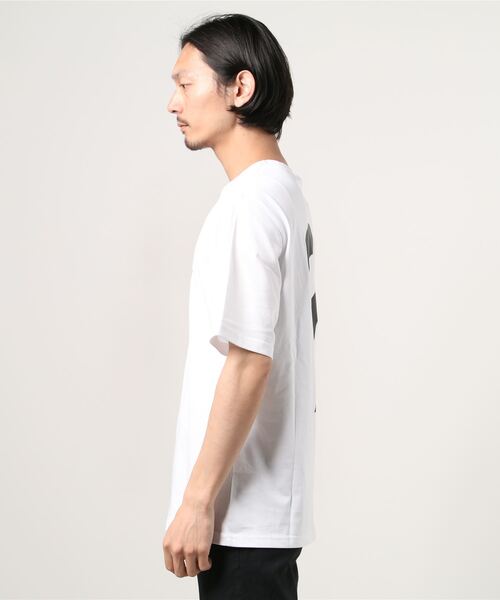 Guess(ゲス)の「Unisex Big Question? Logo Tee(Tシャツ/カットソー・メンズ・ホワイト/ブラック/パープル・SMALL/MEDIUM/LARGE/X-LARGE)」の14枚目の写真