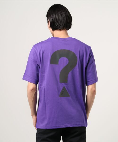 Guess(ゲス)の「Unisex Big Question? Logo Tee(Tシャツ/カットソー・メンズ・ホワイト/ブラック/パープル・SMALL/MEDIUM/LARGE/X-LARGE)」の17枚目の写真