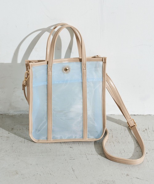 earth music&ecology（アースミュージックアンドエコロジー）の「スクエアメッシュバッグ ＊（トートバッグ・レディース・ブラック/サックスブルー/アイボリー/ラベンダー/ピンクベージュ・FREE）」の4枚目の写真