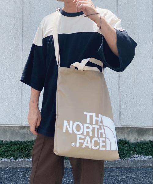 THE NORTH FACE（ザノースフェイス）の「THE NORTH FACE(ザ・ノースフェイス) / ハーフドーム ビッグロゴトートバッグ BIG LOGO TOTE 2（ショルダーバッグ・メンズ・ダークベージュ・FREE）」の15枚目の写真