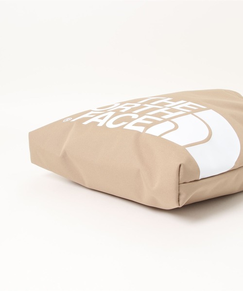 THE NORTH FACE（ザノースフェイス）の「THE NORTH FACE(ザ・ノースフェイス) / ハーフドーム ビッグロゴトートバッグ BIG LOGO TOTE 2（ショルダーバッグ・メンズ・ダークベージュ・FREE）」の12枚目の写真