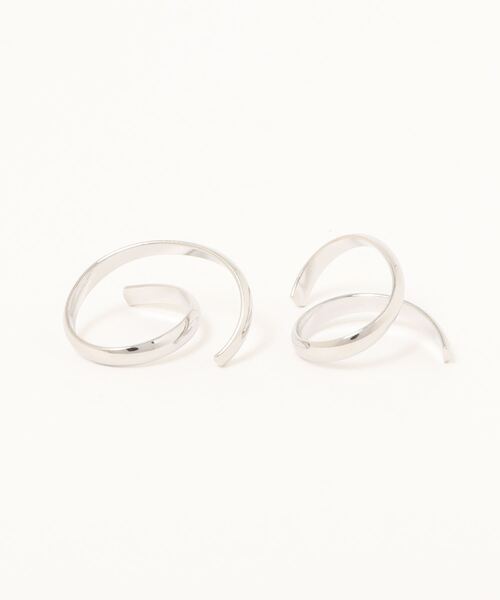 MODE ROBE（モードローブ）の「ツイストイヤーカフ（イヤーカフ・レディース・シルバー/ゴールド・FREE）」の3枚目の写真