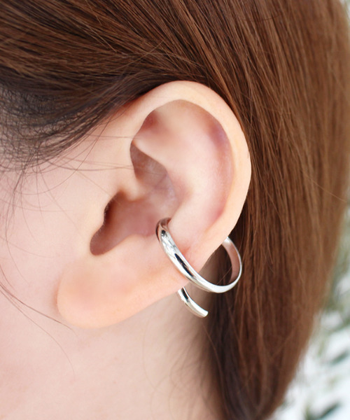 MODE ROBE（モードローブ）の「ツイストイヤーカフ（イヤーカフ・レディース・シルバー/ゴールド・FREE）」の7枚目の写真