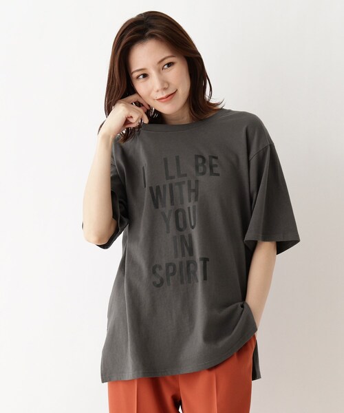 SHOO・LA・RUE（シューラルー）の「◆【M-3L】ロゴアソートプリントTシャツ（Tシャツ/カットソー・レディース・チャコール/ベージュ系その他4/ホワイト系/ブラック系/ブラウン系/ダークグリーン系3・04/05/02/03）」の4枚目の写真