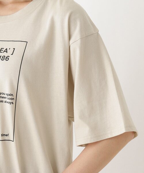 SHOO・LA・RUE（シューラルー）の「◆【M-3L】ロゴアソートプリントTシャツ（Tシャツ/カットソー・レディース・チャコール/ベージュ系その他4/ホワイト系/ブラック系/ブラウン系/ダークグリーン系3・04/05/02/03）」の11枚目の写真