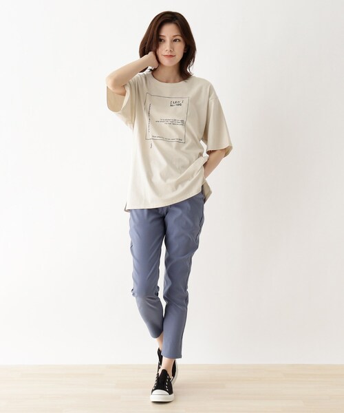 SHOO・LA・RUE（シューラルー）の「◆【M-3L】ロゴアソートプリントTシャツ（Tシャツ/カットソー・レディース・チャコール/ベージュ系その他4/ホワイト系/ブラック系/ブラウン系/ダークグリーン系3・04/05/02/03）」の14枚目の写真