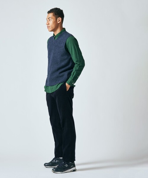 J.PRESS(ジェイプレス)の「【Cash Lamb's Wool】Vネックベスト(ニット/セーター・メンズ・ベージュ系/ブルー系・MEDIUM/LARGE/X-LARGE)」の5枚目の写真