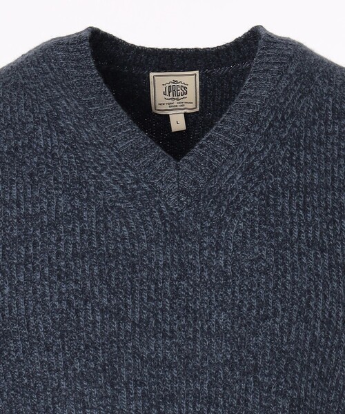 J.PRESS(ジェイプレス)の「【Cash Lamb's Wool】Vネックベスト(ニット/セーター・メンズ・ベージュ系/ブルー系・MEDIUM/LARGE/X-LARGE)」の9枚目の写真