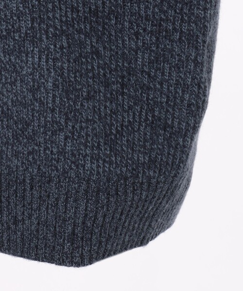 J.PRESS(ジェイプレス)の「【Cash Lamb's Wool】Vネックベスト(ニット/セーター・メンズ・ベージュ系/ブルー系・MEDIUM/LARGE/X-LARGE)」の8枚目の写真