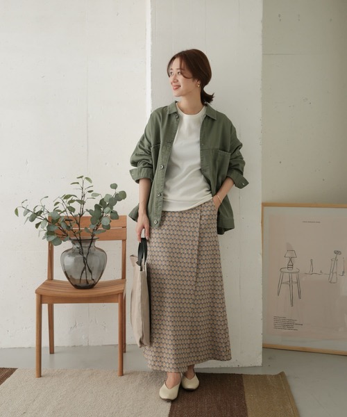 URBAN RESEARCH DOORS（アーバンリサーチドアーズ）の「ジャガードジオメトリック柄スカート（スカート・レディース・カーキ/イエロー・ONE）」の22枚目の写真