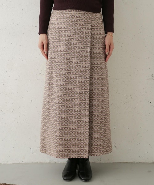 URBAN RESEARCH DOORS（アーバンリサーチドアーズ）の「ジャガードジオメトリック柄スカート（スカート・レディース・カーキ/イエロー・ONE）」の14枚目の写真