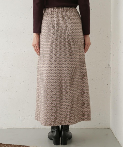 URBAN RESEARCH DOORS（アーバンリサーチドアーズ）の「ジャガードジオメトリック柄スカート（スカート・レディース・カーキ/イエロー・ONE）」の6枚目の写真