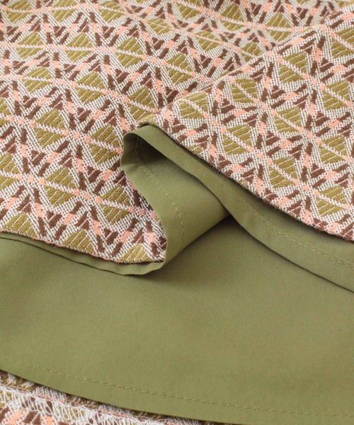 URBAN RESEARCH DOORS（アーバンリサーチドアーズ）の「ジャガードジオメトリック柄スカート（スカート・レディース・カーキ/イエロー・ONE）」の19枚目の写真