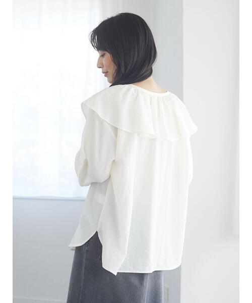 Green　Parks（グリーンパークス）の「着回せるラッフルシャツ＊（シャツ/ブラウス・レディース・ブラック/オフホワイト・FREE）」の5枚目の写真