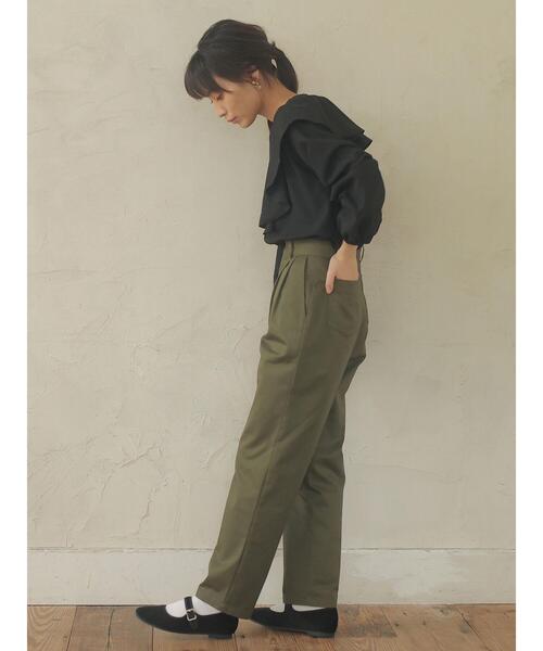 Green　Parks（グリーンパークス）の「着回せるラッフルシャツ＊（シャツ/ブラウス・レディース・ブラック/オフホワイト・FREE）」の12枚目の写真