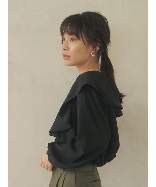 Green　Parks（グリーンパークス）の「着回せるラッフルシャツ＊（シャツ/ブラウス・レディース・ブラック/オフホワイト・FREE）」の17枚目の写真