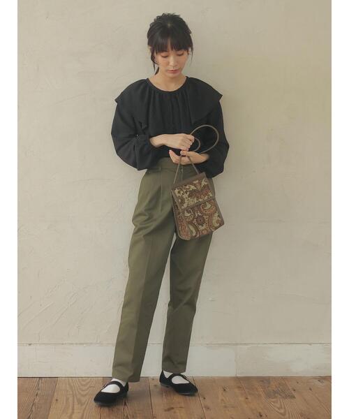 Green　Parks（グリーンパークス）の「着回せるラッフルシャツ＊（シャツ/ブラウス・レディース・ブラック/オフホワイト・FREE）」の4枚目の写真