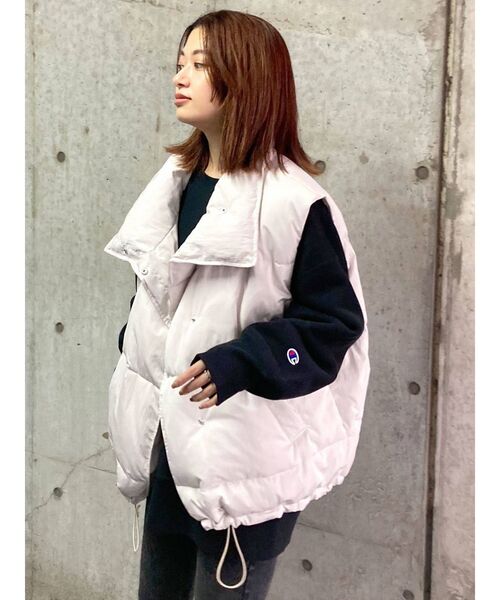 Champion(チャンピオン)の「【EMODA×CHAMPION】オーバールーズプルオーバー(スウェット・レディース・ブラック/ベージュ/グレー・FREE)」の10枚目の写真