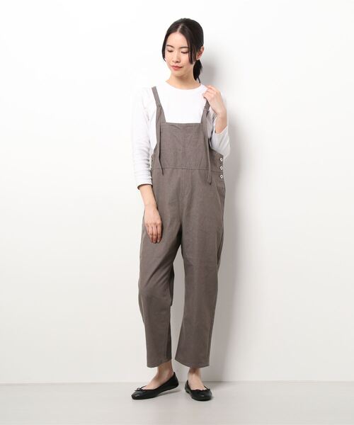 Samansa Mos2 blue（サマンサモスモスブルー）の「サロペット（サロペット/オーバーオール・レディース・ブラック/ベージュ/グレー・ﾌﾘ-）」の4枚目の写真