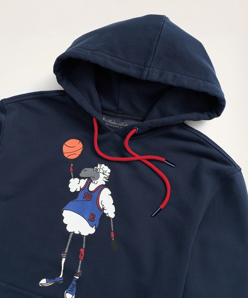 BROOKS BROTHERS（ブルックスブラザーズ）の「コットン フレンチテリー マスコットヘンリー/バスケットボール グラフィックプリント フーデッドパーカー（パーカー・メンズ・ネイビー/ホワイト・X-SMALL/SMALL/X-LARGE/MEDIUM/LARGE）」の4枚目の写真