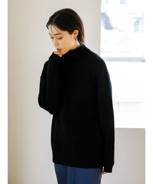 koe(コエ)の「リサイクルポリエステル 畦編みタートルネックニット*(ニット/セーター・レディース・グリーン/パープル/ホワイト系その他4/ブラック/アイボリー/グレー系その他5・S/L/M)」の8枚目の写真