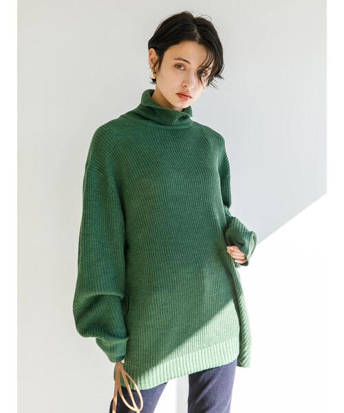 koe(コエ)の「リサイクルポリエステル 畦編みタートルネックニット*(ニット/セーター・レディース・グリーン/パープル/ホワイト系その他4/ブラック/アイボリー/グレー系その他5・S/L/M)」の21枚目の写真