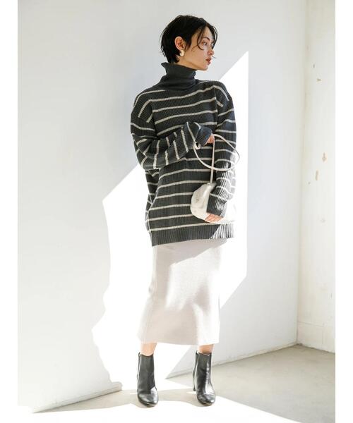 koe(コエ)の「リサイクルポリエステル 畦編みタートルネックニット*(ニット/セーター・レディース・グリーン/パープル/ホワイト系その他4/ブラック/アイボリー/グレー系その他5・S/L/M)」の18枚目の写真