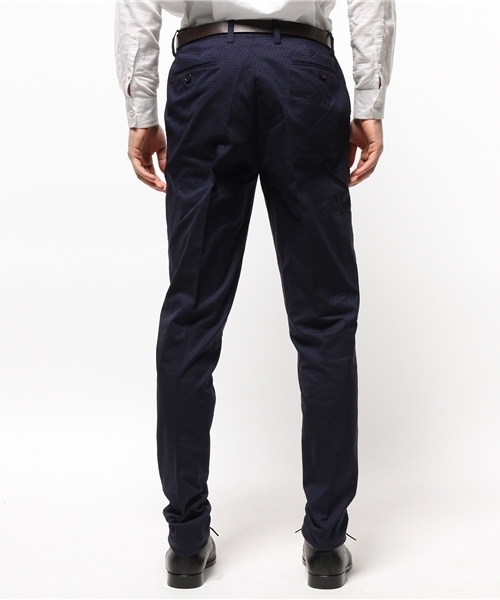 KATHARINE HAMNETT LONDON （キャサリンハムネットロンドン）の「GEOMETRY JACQUARD / ジオメトリージャガードパンツ（スラックス・メンズ・ブルー・SMALL/LARGE/MEDIUM/XL）」の3枚目の写真