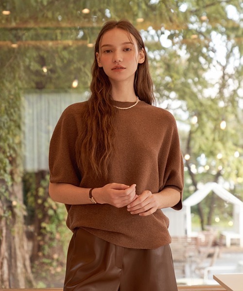 deBURN（デバーン）の「【deBURN 】バットウィングスリーブ ラウンドニット / batwing sleeve round_KN（ニット/セーター・レディース・カーキ/ブラウン/ライトベージュ/ライトグレー/ブラック・FREE）」の10枚目の写真