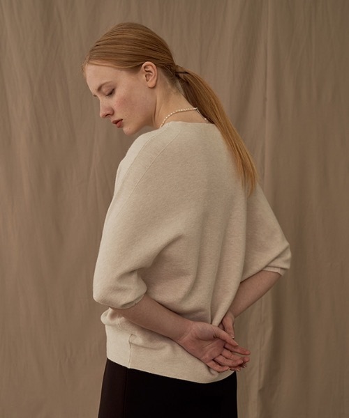 deBURN（デバーン）の「【deBURN 】バットウィングスリーブ ラウンドニット / batwing sleeve round_KN（ニット/セーター・レディース・カーキ/ブラウン/ライトベージュ/ライトグレー/ブラック・FREE）」の16枚目の写真