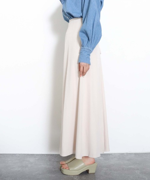 archives（アルシーヴ）の「バックレースアップスカート（スカート・レディース・グレー/ブルー/アイボリー/モカ/ブラック・MEDIUM）」の21枚目の写真