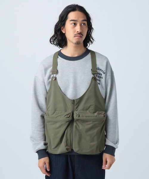 BAYFLOW(ベイフロー)の「【カリフォルニア工務店×BAYFLOW】ベスト(ベスト・メンズ・ブラック/カーキ・FREE)」の3枚目の写真