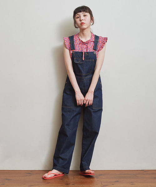 Dot&Stripes CHILD WOMAN(ドットアンドストライプス チャイルドウーマン)の「リバティ ストロベリー 前リボンノースリフリルブラウス(シャツ/ブラウス・レディース・レッド/グリーン・FREE)」の11枚目の写真