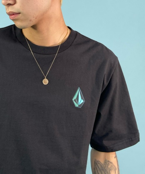 VOLCOM（ボルコム）の「VOLCOM/ボルコム ストーンロゴ ワンポイント プリントTシャツ AF022200（Tシャツ/カットソー・メンズ・ブラック/ホワイト・M/L/XL）」の9枚目の写真