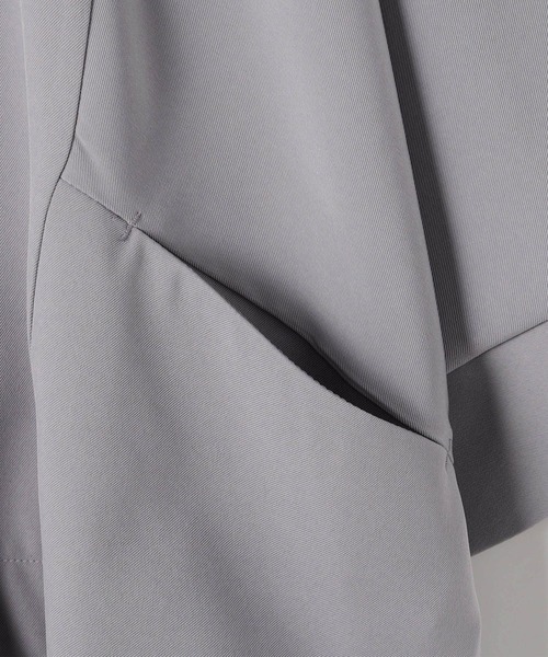 NICOLE white（ニコルホワイト）の「スタンドカラー ポンチョ ジャケット（ポンチョ・レディース・イエロー/グレー/オフホワイト・FREE）」の13枚目の写真